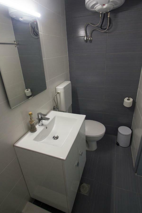 Apartament Amaradios *