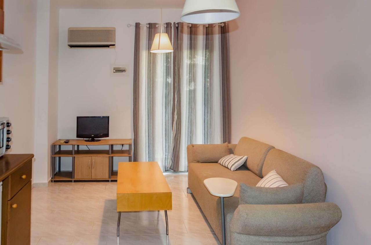 Apartament Amaradios *